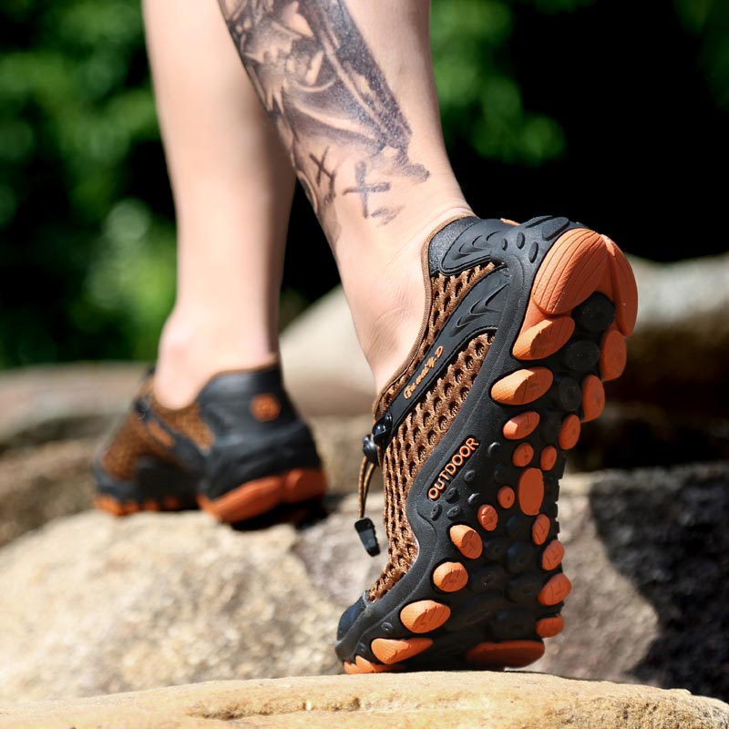 Table Tennis Dimension - Trekking Gunung Sepatu Olahraga Pria Basket